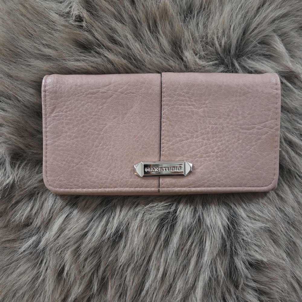 4/$15 Max Studio Blush Leather Wallet